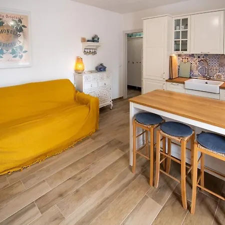 Casa Marisol Feriehus Orosei